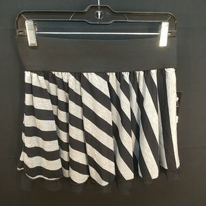 Joe Benbasset Striped Skirt